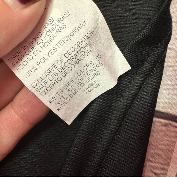 NWT womens under armour sleeveless team tech shirt activewear loose fit - Picture 5 of 16